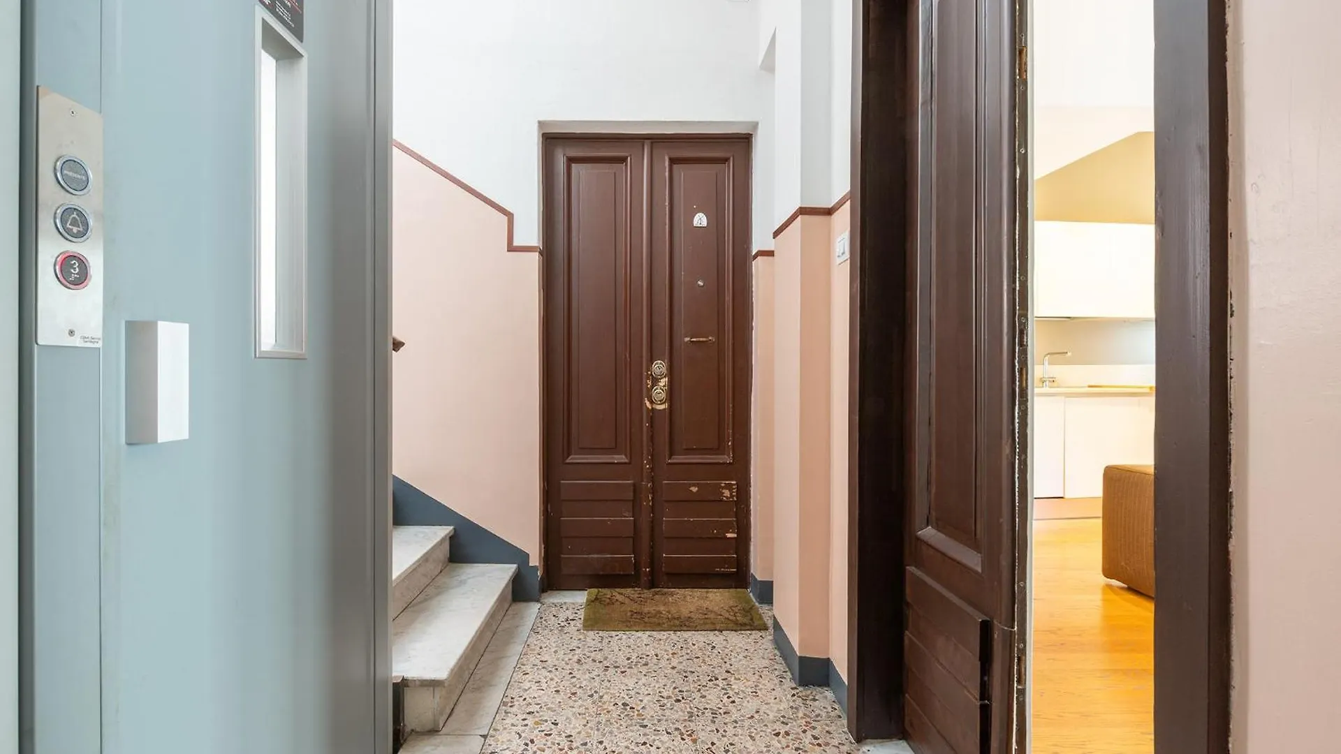Chez Monique Apartment Cagliari Italy